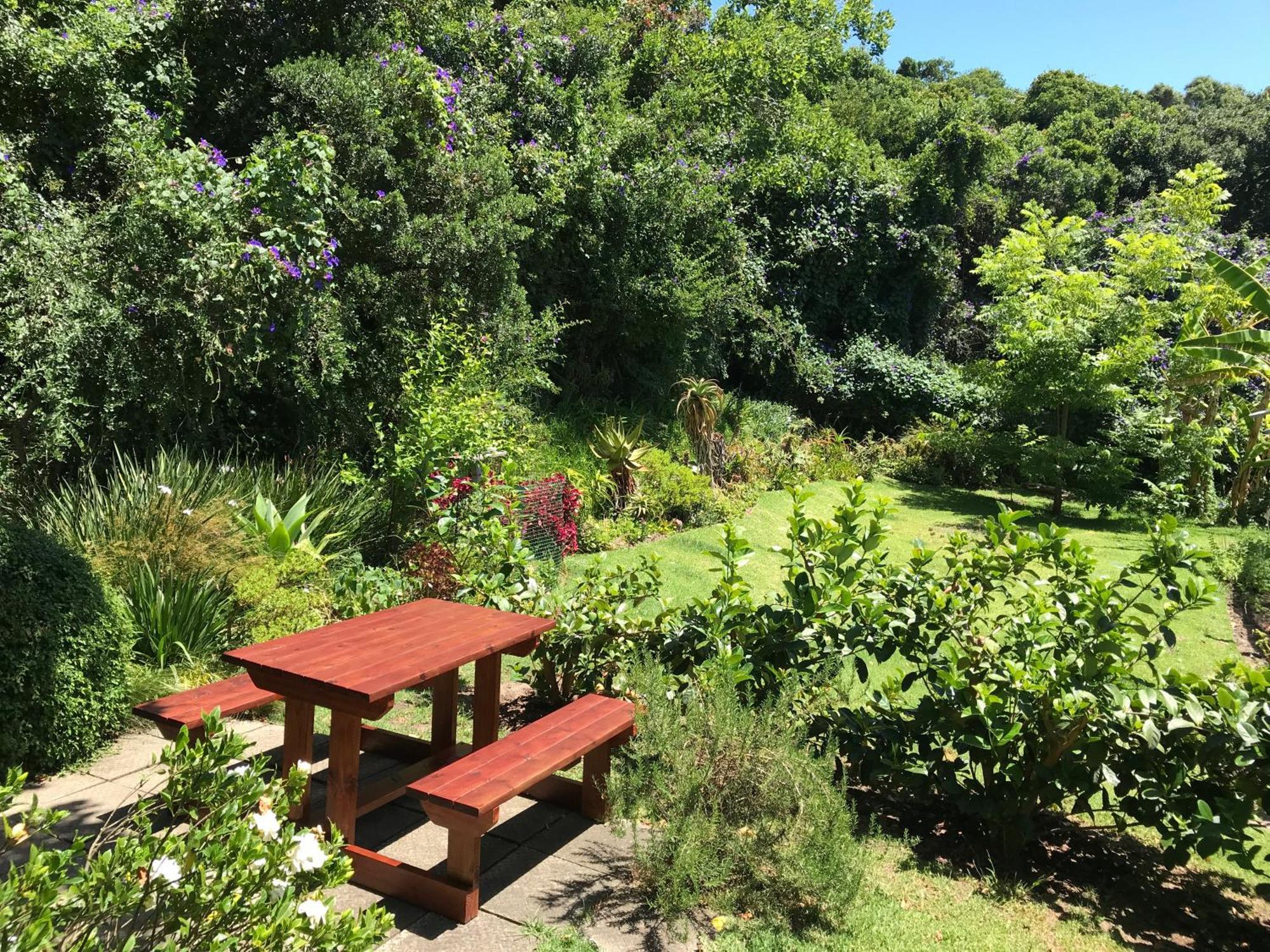 Loeriewood Garden Apartment, Hunters Home Knysna Esterno foto